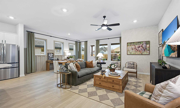 The Pine - Family Room