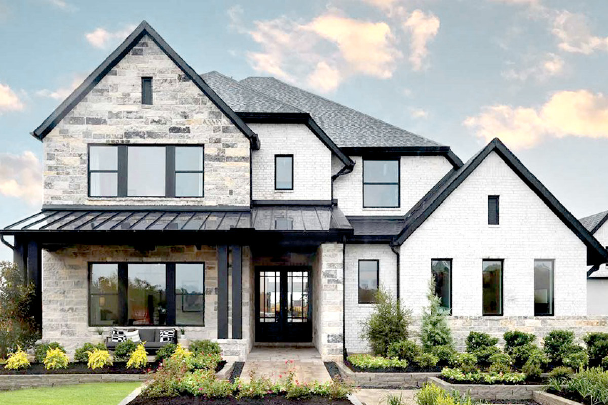 The Mozart - Front Exterior