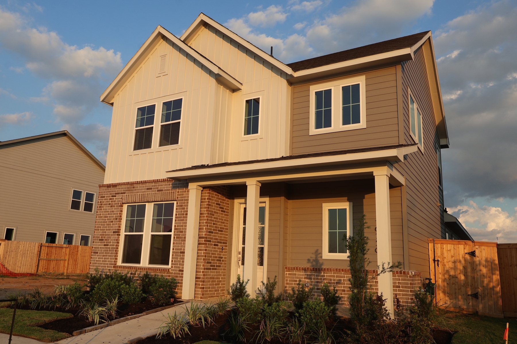 Jubilee - Grove Row Collection by David Weekley Homes — photograph published by the builder