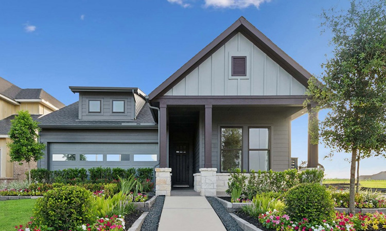 The Lantana - Front Exterior