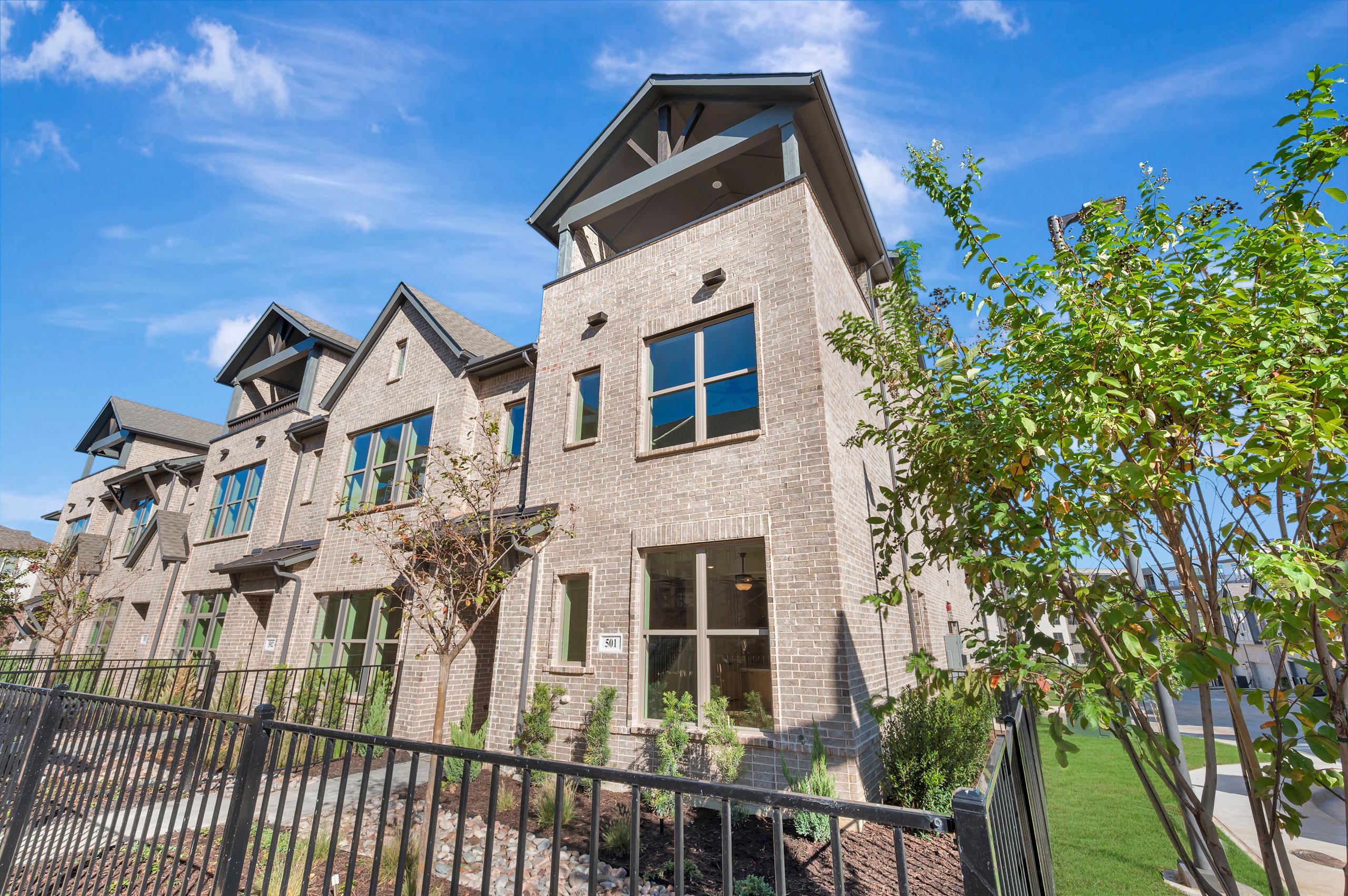 Julien at 4827 Fuller Court Unit 501, Irving, Texas