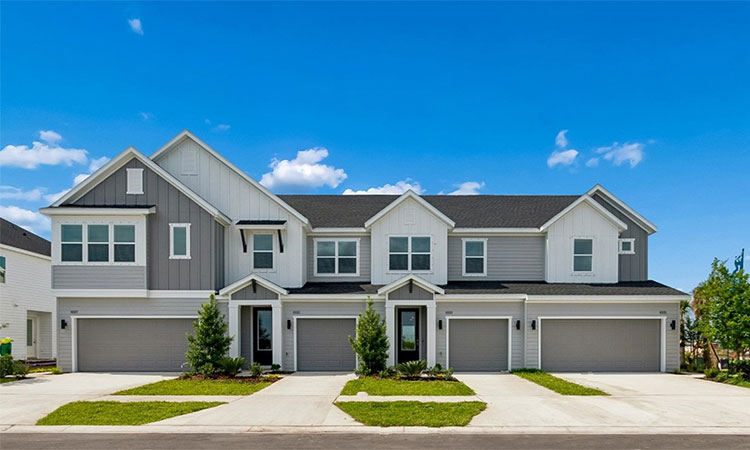The Creekbend - Front Exterior