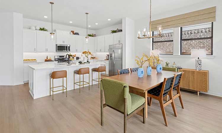 The Lantana - Kitchen and Dining