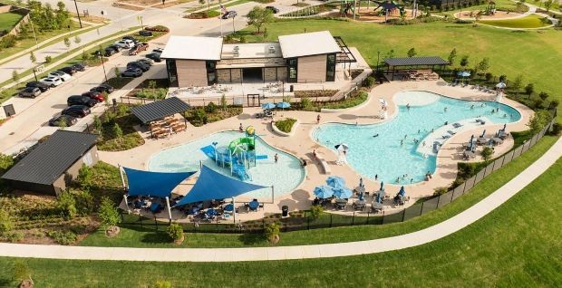 Cross Creek West Amenity Center