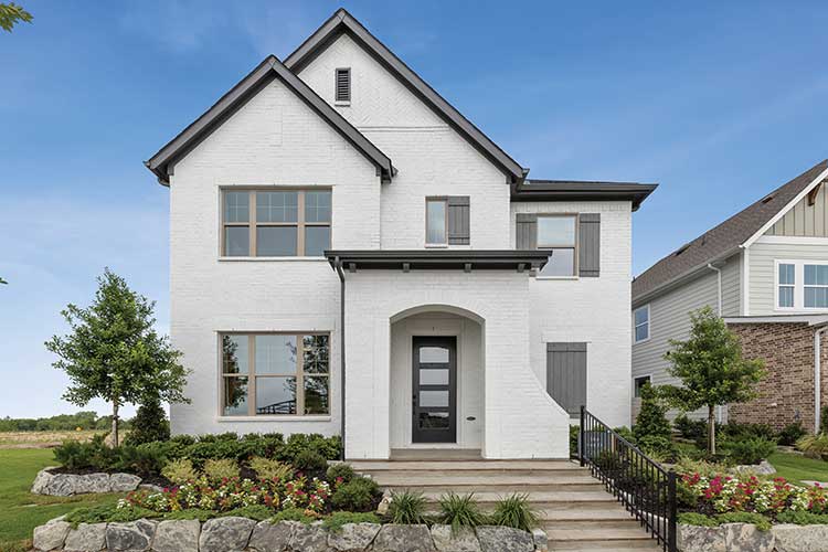 The Hastin in Painted Tree - Front Exterior