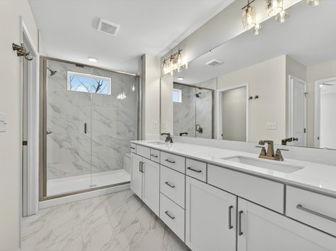 Owner's Bath