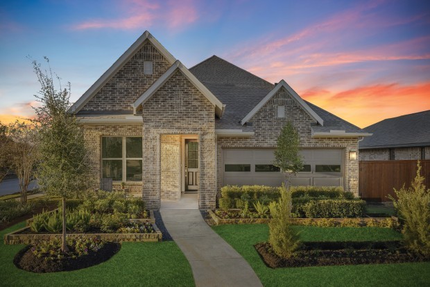 David Weekley’s new model home The Gardenia is open daily for tours in Meridiana 45’ Homesites.