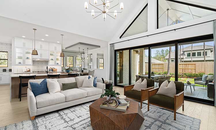 The Leeward in Houston, TX - Family Room and Kitchen